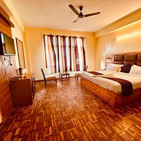 Hotel Grand Kalinga - Near Volvo Bus Stand Manali מראה חיצוני תמונה