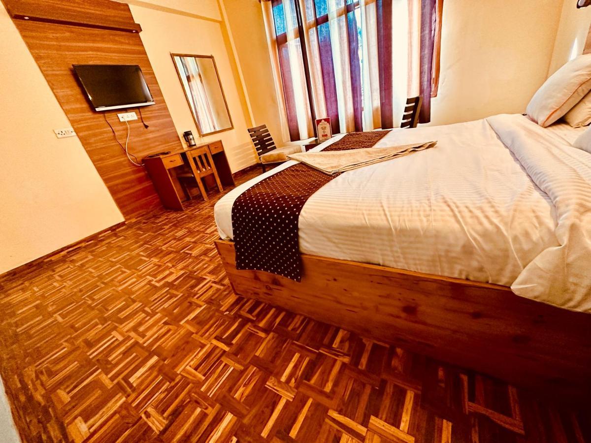 Hotel Grand Kalinga - Near Volvo Bus Stand Manali מראה חיצוני תמונה