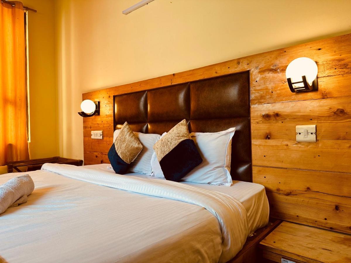 Hotel Grand Kalinga - Near Volvo Bus Stand Manali מראה חיצוני תמונה