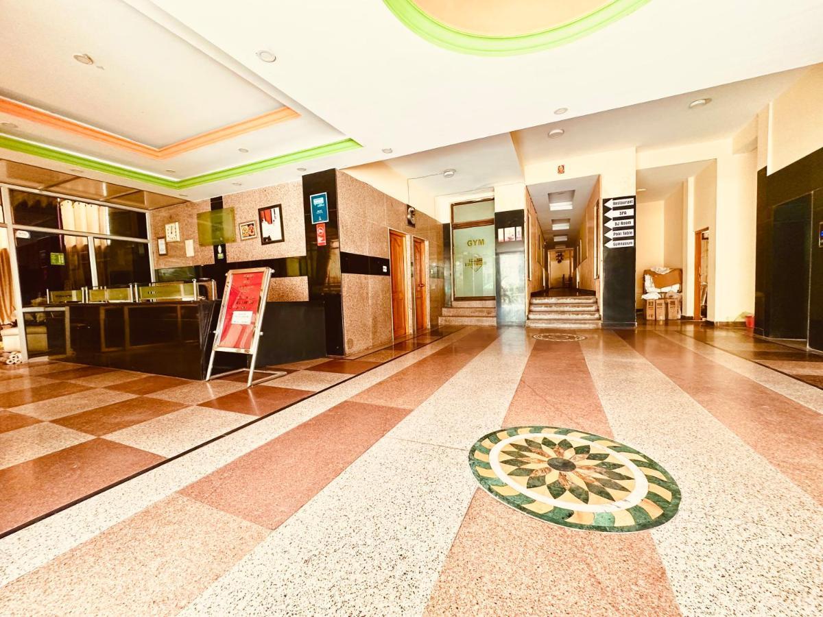 Hotel Grand Kalinga - Near Volvo Bus Stand Manali מראה חיצוני תמונה